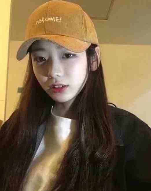 弹幕提醒我后，我不当舔狗了全文